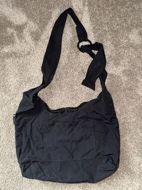 Thread mini slouchy bag